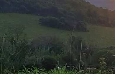 Imagem: O terreno possui 367m² de Área Privada, Imóvel novo e está