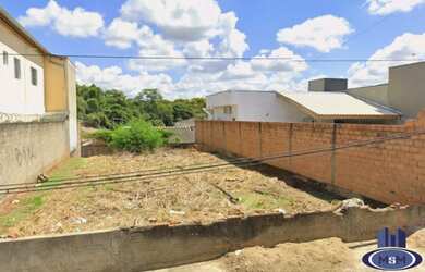 Imagem: O terreno possui 125m² de Área Privada, Imóvel novo e está