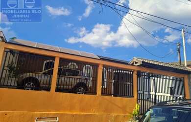 Imagem: A casa possui 3 Dormitórios, 1 Suíte, 3 Banheiros, 2 Vagas