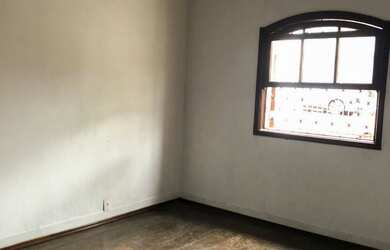 Imagem 6: Imóvel a venda na Rua General Carneiro Vila Arens