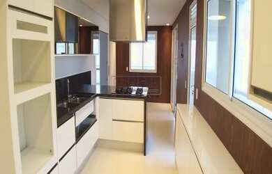 Imagem: O apartamento possui 3 Dormitórios, 3 Suítes, 6 Banheiros