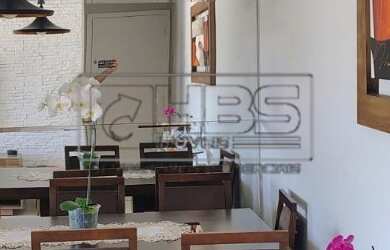 Imagem: O apartamento possui 3 Dormitórios, 1 Suíte, 1 Banheiro, 1