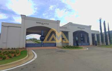 Imagem: O terreno possui 610m² de Área e está localizado em Bortolan