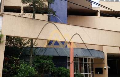 Imagem: O apartamento possui 1 Dormitório, 2 Banheiros, 1 Vaga na garagem