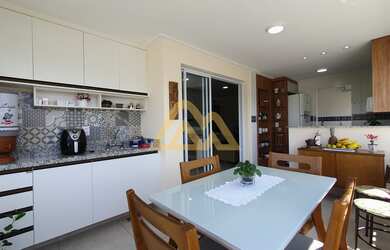 Imagem: O apartamento possui 2 Dormitórios, 2 Suítes, 3 Banheiros