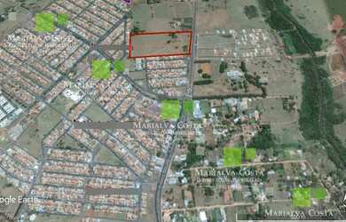 Imagem: O terreno possui 24.200m² de Área Privada e está localizado