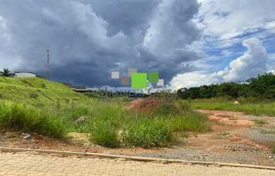 Imagem: O terreno possui 14.586m² de Área Privada e está localizado