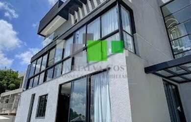 Imagem: A casa em condomínio possui 6 Dormitórios, 4 Suítes, 6 Banheiros