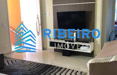 Imagem: A casa possui 2 Dormitórios, 1 Suíte, 1 Vaga na garagem, 125m²