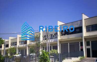 Imagem: O depósito possui 575m² de Área, 790m² de Área Privada