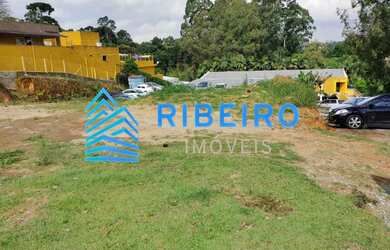 Imagem: O terreno possui 1.500m² de Área Privada e está localizado