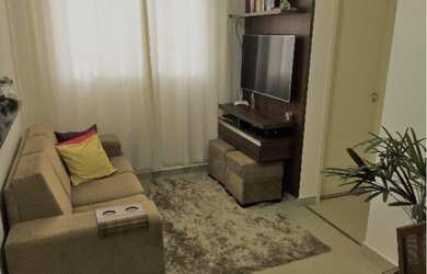 Imagem: O apartamento possui 2 Dormitórios, 1 Banheiro, 1 Vaga na garagem