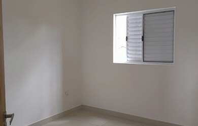 Imagem: O apartamento possui 2 Dormitórios, 1 Suíte, 1 Banheiro, 2