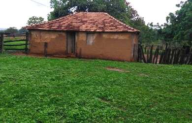 Imagem 12: FAZENDA RURAL em BURITIS - MG, CENTRO