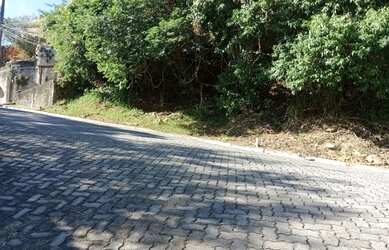 Imagem: O terreno possui 322m² de Área Privada e está localizado