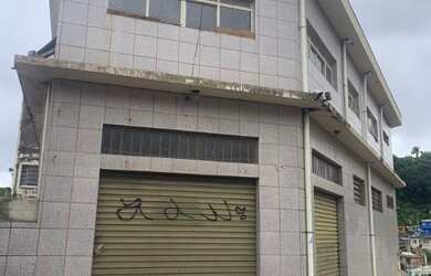 Imagem: O depósito possui 2 Banheiros e está localizado em Vila Martinho