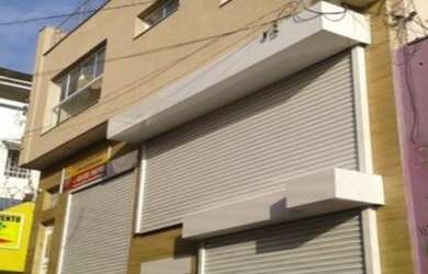 Imagem: A sala comercial possui 2 Banheiros, 140m² de Área e está