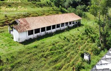 Imagem: A fazenda possui 2 Dormitórios, 1 Banheiro, 84700m² de Área