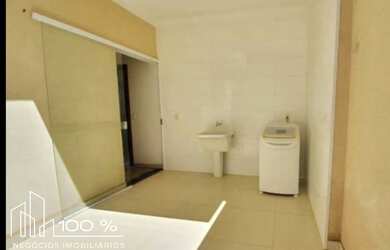 Imagem 5: Excelente oportunidade de luxuosa residência com 3 suítes no Residencial...