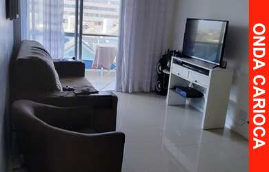 Imagem: O apartamento possui 2 Dormitórios, 1 Suíte, 3 Banheiros