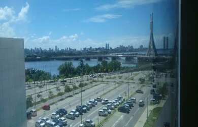 Imagem: A sala comercial possui 1 Banheiro, 1 Vaga na garagem, 36m²