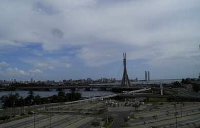 Imagem: A sala comercial possui 1 Banheiro, 1 Vaga na garagem e 30m²