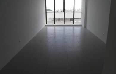 Imagem 4: Sala comercial para locação no Pina, Recife-PE 1 sala, 1 banheiro, 1...