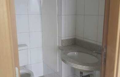 Imagem 3: Aluguel de Sala Comercial de Alto Padrão no Empresarial Rio Mar Trade...