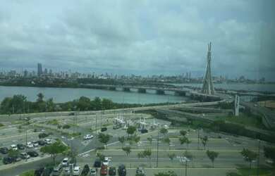 Imagem: A sala comercial possui 1 Banheiro, 1 Vaga na garagem, 30m²