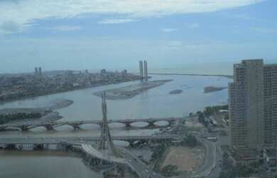 Imagem: A sala comercial possui 1 Banheiro, 1 Vaga na garagem, 30m²