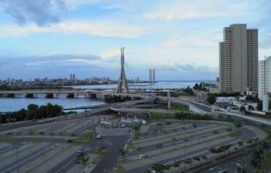 Imagem: A sala comercial possui 1 Banheiro, 1 Vaga na garagem, 30m²