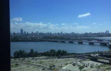 Imagem: A sala comercial possui 1 Banheiro, 1 Vaga na garagem, 162m²