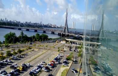 Imagem: A sala comercial possui 1 Banheiro, 1 Vaga na garagem e 36m²