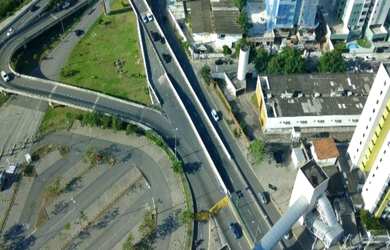 Imagem: A sala comercial possui 1 Banheiro, 1 Vaga na garagem, 36m²