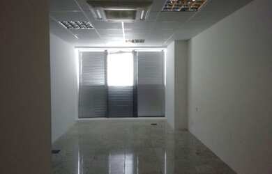 Imagem 8: Sala Comercial de Alto Padrão para Locação no Empresarial Rio Mar Trade...