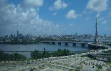 Imagem: A sala comercial possui 1 Banheiro, 1 Vaga na garagem e 30m²