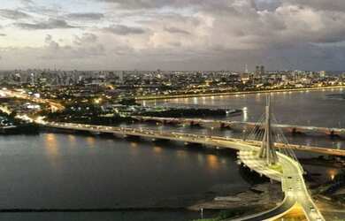 Imagem: A sala comercial possui 1 Banheiro, 1 Vaga na garagem, 37m²