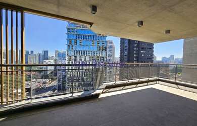 Imagem 3: 3 dormitórios, 3 suíte, 5 banheiro, 3 vagas na garagem, 197M² de Área...