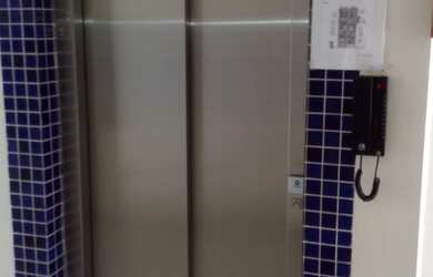 Imagem: O apartamento possui 2 Dormitórios, 1 Suíte, 1 Banheiro, 1