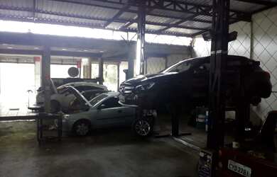 Imagem: O depósito possui 2 Banheiros, 360m² de Área Privada e está