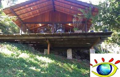 Imagem: A casa possui 2 Dormitórios, 1 Banheiro e está localizado