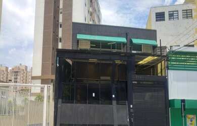 Imagem: O depósito possui 6 Banheiros, 1.200m² de Área e está localizado