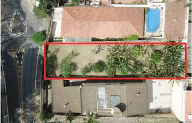 Imagem: O terreno possui 483m² de Área e está localizado em Jardim