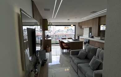 Imagem: O apartamento possui 1 Dormitório, 1 Banheiro, 1 Vaga na garagem