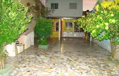 Imagem: A casa possui 3 Dormitórios, 4 Vagas na garagem e está localizado