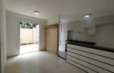 Imagem: O apartamento possui 2 Dormitórios, 1 Banheiro, 1 Vaga na garagem