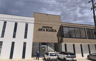 Imagem: A loja possui 7 Vagas na garagem e está localizado em Brasil