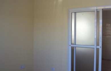 Imagem: A casa possui 3 Dormitórios, 1 Suíte, 2 Banheiros, 2 Vagas