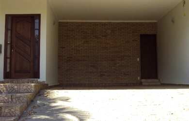 Imagem 3: 3 dormitórios, 3 suíte, 5 banheiro, 4 vagas na garagem, 240M² de Área...