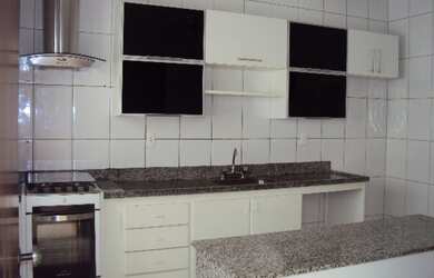 Imagem 9: 3 dormitórios, 3 suíte, 5 banheiro, 4 vagas na garagem, 240M² de Área...